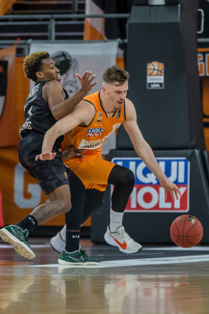 球迷通常会 球迷通常会